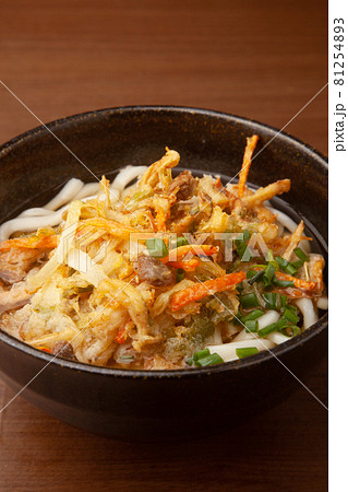 かき揚げうどん 81254893