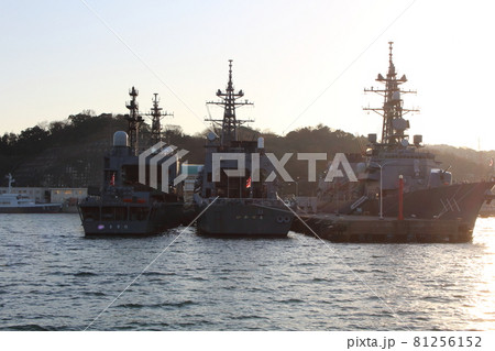 横須賀基地 むらさめ型護衛艦 いかづち 横須賀基地 むらさめ型護衛艦 いかづち 81256152
