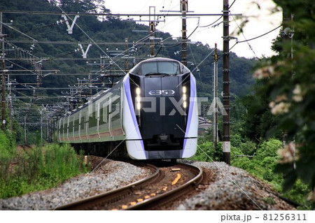 信濃路を快走する…特急あずさ・E353系　中央線・高尾～相模湖 81256311