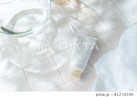 洗顔フォーム 81258590