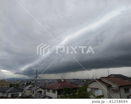 アーチ雲 81258694