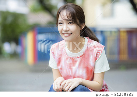 保育士　公園 81259335