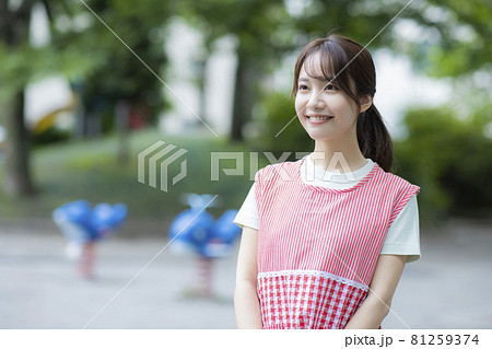 保育士　公園 81259374