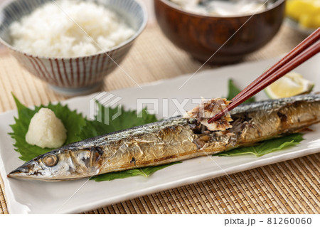 さんまの塩焼き　秋イメージ　 81260060