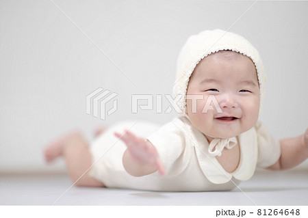 赤ちゃん 幼児 子供 81264648