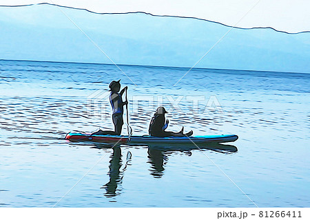 パステル調　”　マリンスポーツする女性”　イラストイメージ 81266411