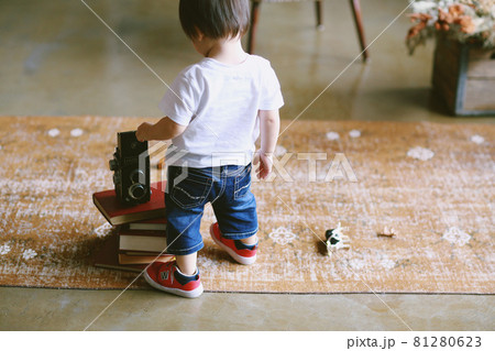 子ども 81280623