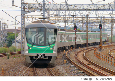 東京メトロ千代田線 16000系2次車 金町駅 東京メトロ千代田線 16000系2次車 金町駅 81284269
