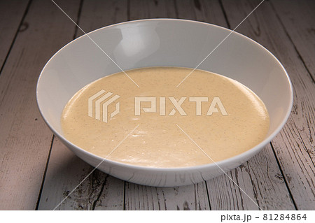 Recipe for custard, pastry base to accompany your desserts Recipe for custard, pastry base to accompany your desserts 81284864