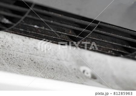 クーラーの吹出口汚れ(カビ) 写真素材 クーラーの吹出口汚れ(カビ) 写真素材 81285963