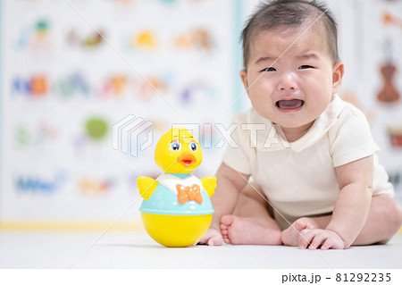 赤ちゃん 子供 と悲しい 81292235