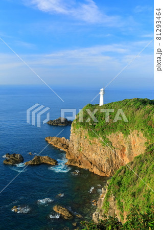 【高知県】晴天下の足摺岬 81293464