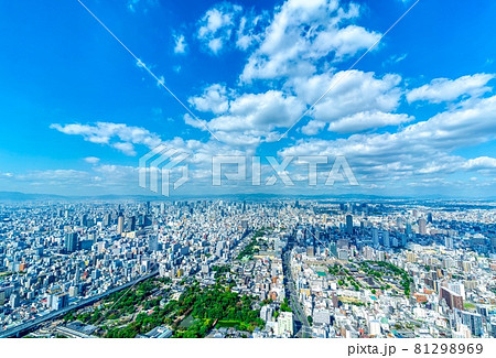 大阪風景 ワイド 青空と雲 大阪風景 ワイド 青空と雲 81298969