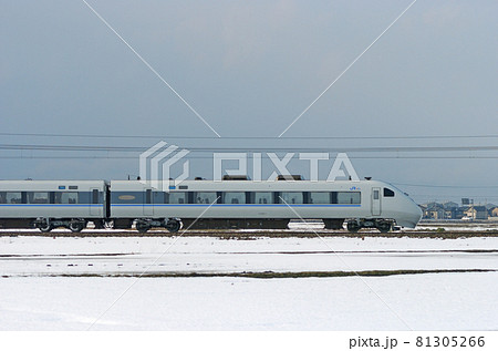 北陸本線　美川ー加賀笠間　JR西日本　681系　旧T17編成　⑨　クハ681-7（金沢）　山側 81305266