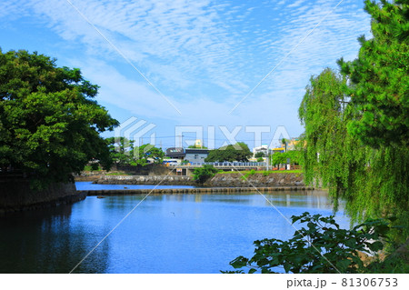 川 河 川辺 81306753