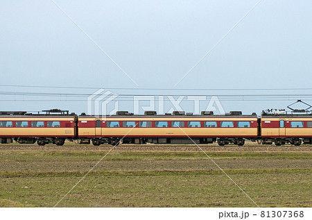 北陸本線 美川ー加賀笠間 JR西日本 485系 A05編成 ⑦ モハ489-26(京都) 山側 北陸本線 美川ー加賀笠間 JR西日本 485系 A05編成 ⑦ モハ489-26(京都) 山側 81307368