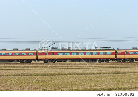 北陸本線　美川ー加賀笠間　JR西日本　485系　A07編成　③　モハ484-1027（京都）　山側 81308692