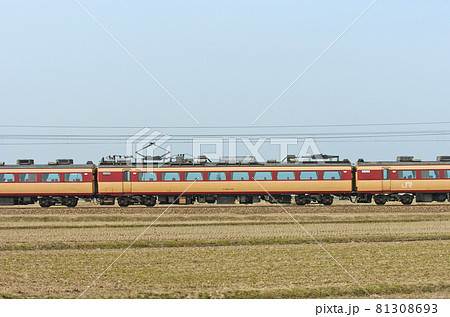 北陸本線 美川ー加賀笠間 JR西日本 485系 A07編成 ⑧ モハ484-288(京都) 山側 北陸本線 美川ー加賀笠間 JR西日本 485系 A07編成 ⑧ モハ484-288(京都) 山側 81308693