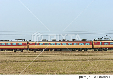 北陸本線　美川ー加賀笠間　JR西日本　485系　A07編成　⑦　モハ485-186（京都）　山側 81308694