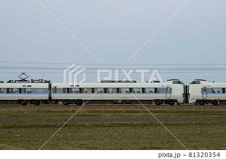 北陸本線　美川ー加賀笠間　JR西日本　683系　T24編成　⑥　クモハ683-1504（金沢）　山側 81320354