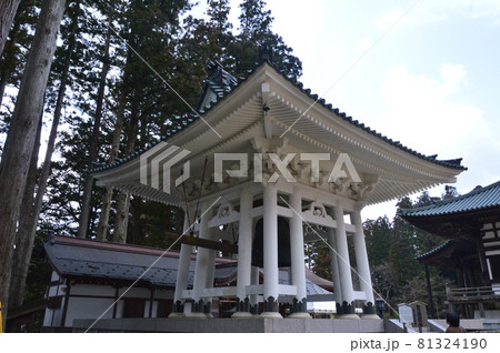 大塔の鐘･白鐘楼（壇上伽藍･高野山／和歌山県伊都郡高野町高野山） 81324190