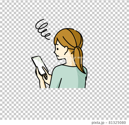 A woman using a smartphone 81325080