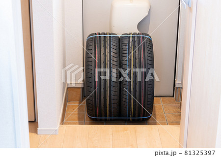 ネットで購入したタイヤ ネットで購入したタイヤ 81325397