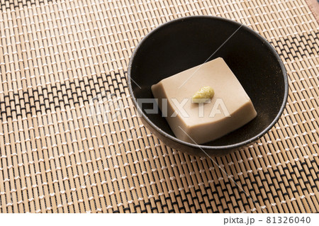 胡麻豆腐 81326040