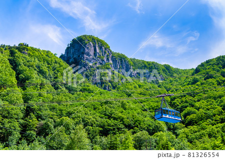 北海道上川町　夏の層雲峡 81326554