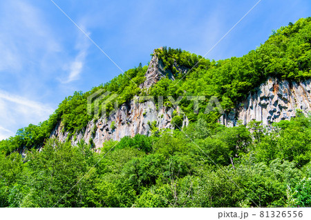北海道上川町　夏の層雲峡 81326556