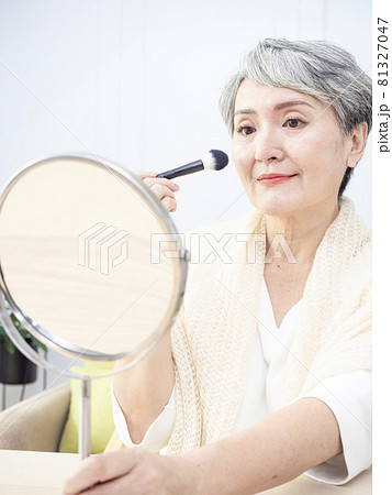 女性達 女性 レディース 81327047
