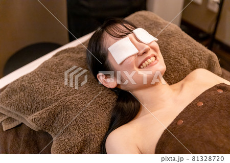 手術の術後（美容外科・眼科） 81328720