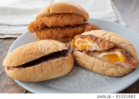 コッペパンサンド 81331683