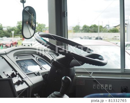 大型2種免許用実技試験車両　大型バス　 81332765