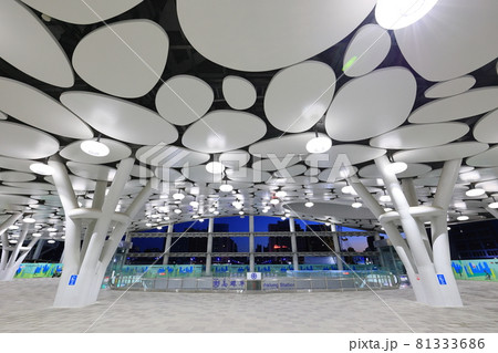 鉄道駅 鉄道駅舎 電車の駅 81333686