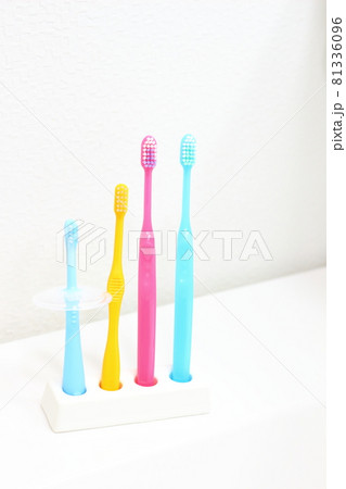 歯ブラシ 81336096