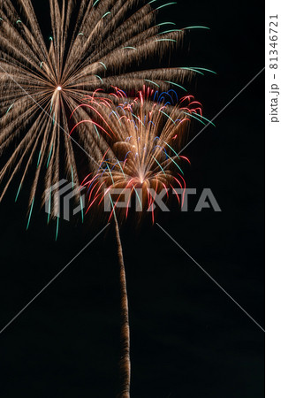 打上げ花火のイメージ写真 打上げ花火のイメージ写真 81346721