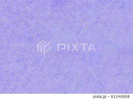 紫色のマイクロファイバークロスの背景素材 81346908