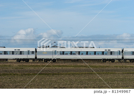 北陸本線 美川ー加賀笠間 JR西日本 683系 S01編成 ③ サハ682-2201(金沢) 山側 北陸本線 美川ー加賀笠間 JR西日本 683系 S01編成 ③ サハ682-2201(金沢) 山側 81349967