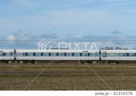 北陸本線　美川ー加賀笠間　JR西日本　683系　S06編成　②　モハ683-3406（金沢）　山側 81350376