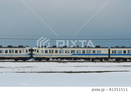 北陸本線 美川ー加賀笠間 JR西日本 413系 B06編成 ① クハ412-6(金沢) 山側 北陸本線 美川ー加賀笠間 JR西日本 413系 B06編成 ① クハ412-6(金沢) 山側 81351511