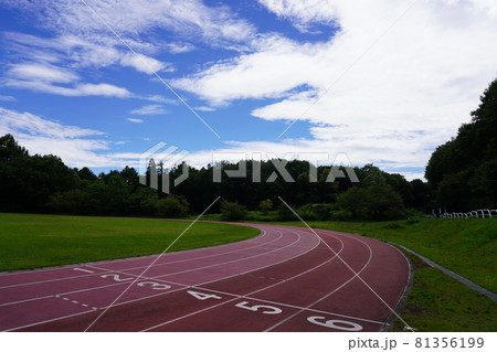 信濃町 黒姫陸上競技場 81356199