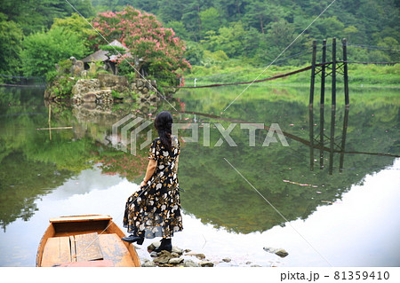 池 ガーデン 庭園 81359410