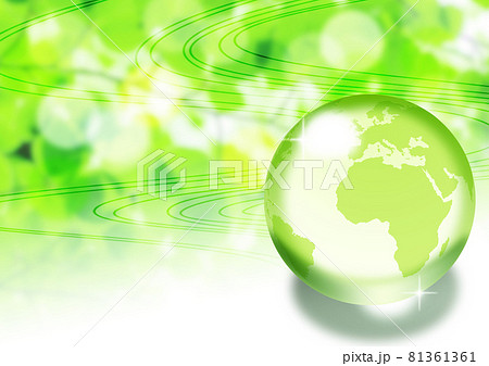 環境保護イメージ（緑の地球と木漏れ日） 81361361
