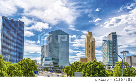 横浜桜木町の都市風景 ロープウェイ 横浜桜木町の都市風景 ロープウェイ 81367285