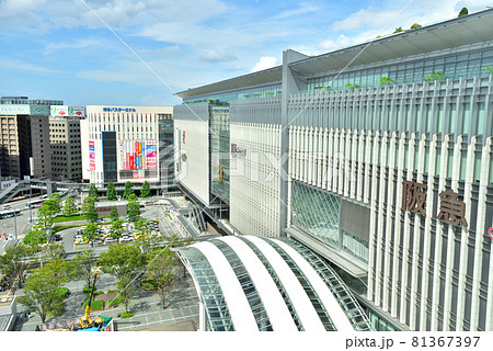 JR博多駅ビル　博多駅イベント広場　福岡市　都市風景　 81367397