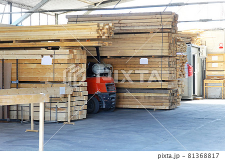 Lumber warehouse Lumber warehouse 81368817