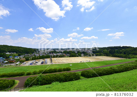 山口貯水池と村山貯水池と周辺の風景 山口貯水池と村山貯水池と周辺の風景 81376032
