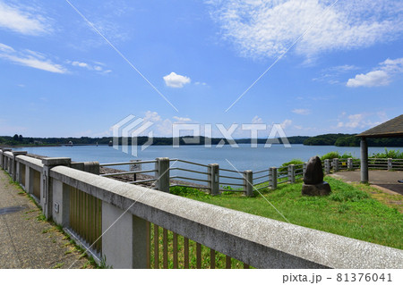 山口貯水池と村山貯水池と周辺の風景 81376041