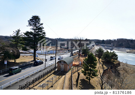 山口貯水池と村山貯水池と周辺の風景 81376186